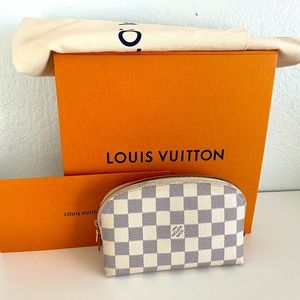 ✨✨✨ Beautiful AUTHENTIC Damien Azure Louis Vuitton Timeless cosmetic pouch✨✨✨